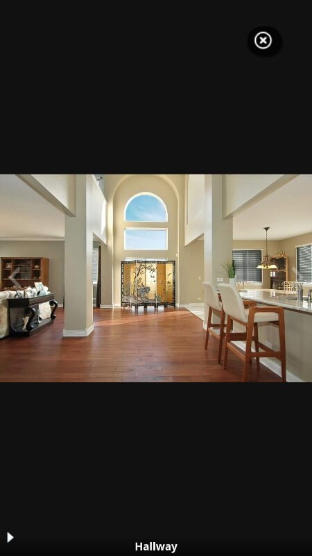 6700 Pine Ln in Carpentersville, IL - Foto de edificio - Building Photo