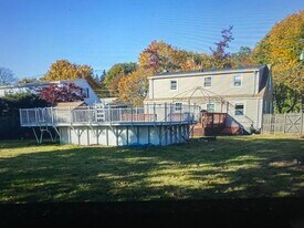 33 Sunset Dr in Peabody, MA - Building Photo