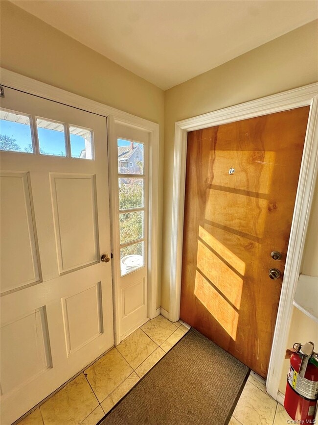 174 Orange Ave in Suffern, NY - Building Photo - Building Photo