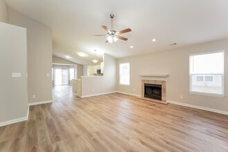 6430 Glory Maple Ln in Indianapolis, IN - Foto de edificio - Building Photo