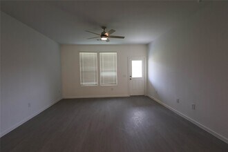 15369 Dapple Blf Ln in Conroe, TX - Building Photo - Building Photo