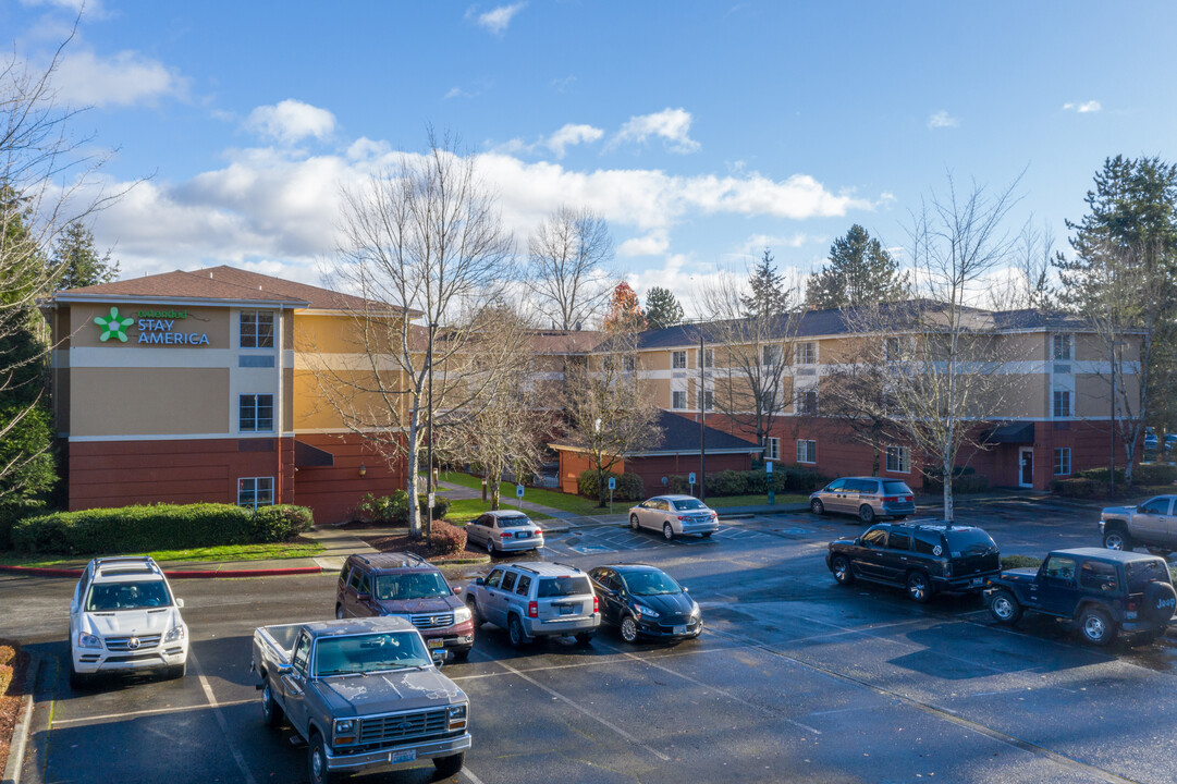 Furnished Studio - Bothell in Bothell, WA - Building Photo