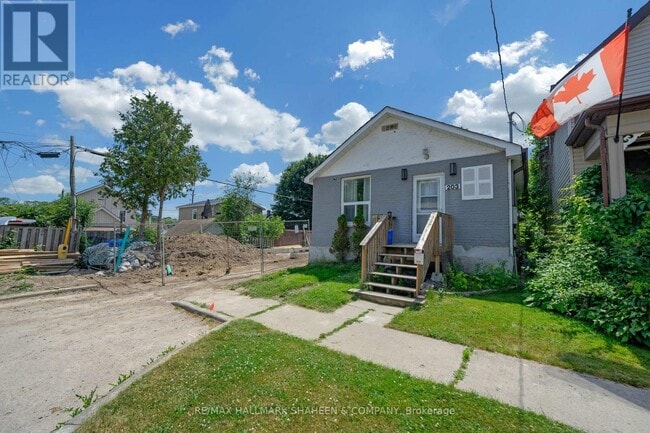 property at 203 Quebec St