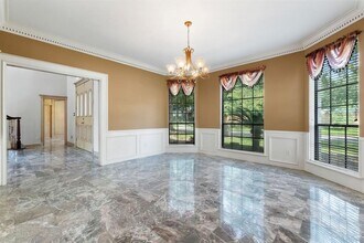 6803 Walton Heath Dr in Houston, TX - Building Photo - Building Photo