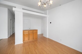 351 Lark Dr in Paso Robles, CA - Building Photo - Building Photo