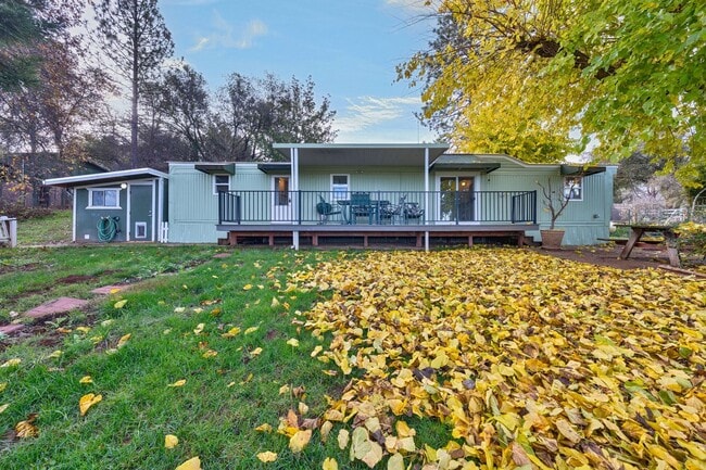 4595 Red Bud Ln in Rescue, CA - Building Photo - Building Photo