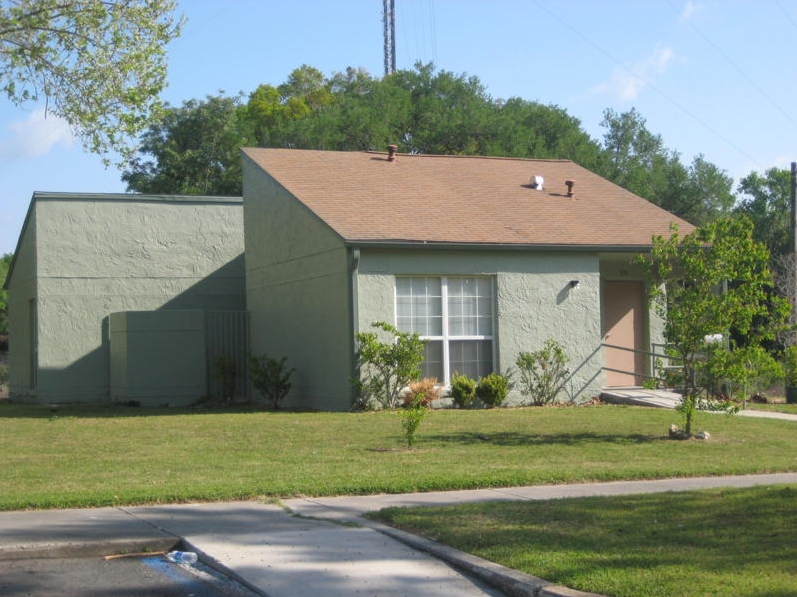 Shady Hollow in Ocala, FL - Building Photo