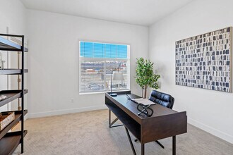 Current Townhomes in Ogden, UT - Foto de edificio - Building Photo