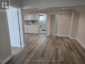 1351 Marchand St in Ottawa, ON - Building Photo - Building Photo