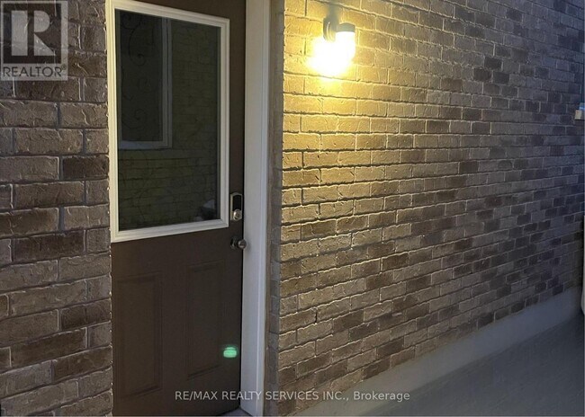 34 EBURY Dr in Brampton, ON - Building Photo - Building Photo