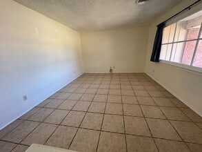 3807 57th St in Lubbock, TX - Building Photo - Building Photo