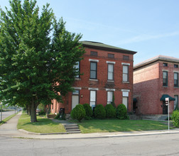 629-631 Oak St in Columbus, OH - Building Photo - Building Photo