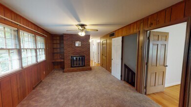 2173 New Castle Dr in Winston-Salem, NC - Building Photo - Building Photo