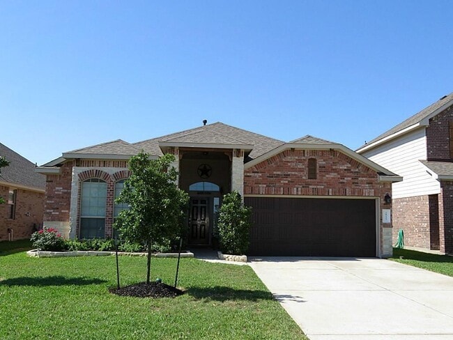 property at 18223 Red Oak Manor Ln