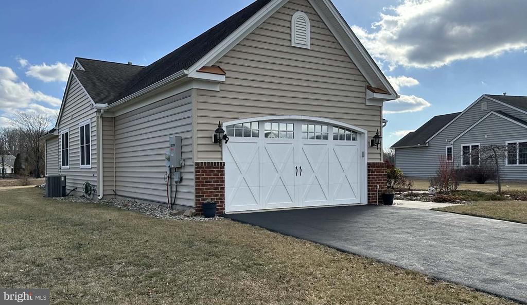 148 Woodhaven Dr in Gettysburg, PA - Building Photo