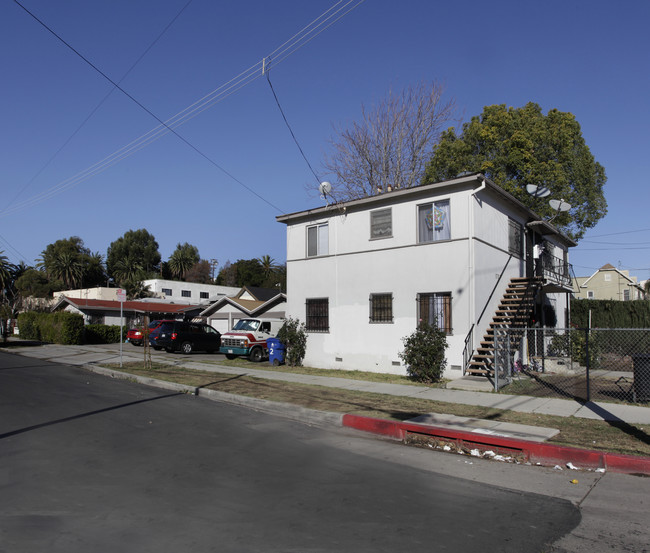 501 N Madison Ave in Los Angeles, CA - Building Photo - Building Photo