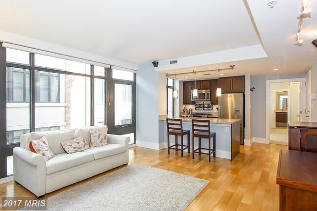 property at 2818 Connecticut Ave NW