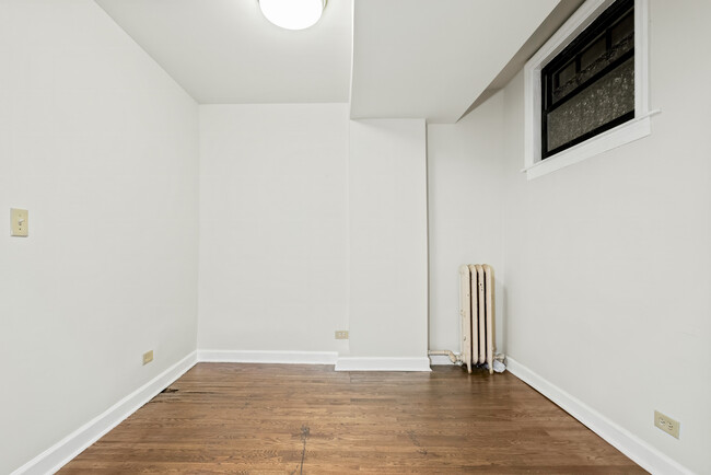 7035 N Sheridan Rd in Chicago, IL - Building Photo - Building Photo