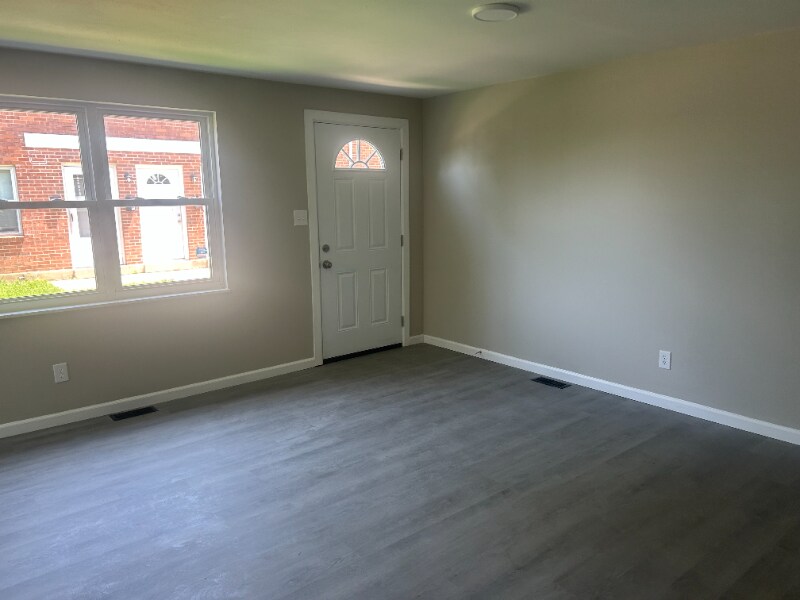2301 Wyoming St in Dayton, OH - Building Photo