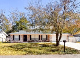 2013 Firestone Rd in Jacksonville, FL - Building Photo