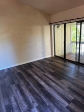 60 S Boulder Cir, Unit 6036 in Boulder, CO - Foto de edificio - Building Photo