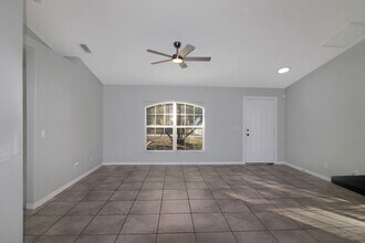 4434 Maywood Ln in North Port, FL - Building Photo - Building Photo