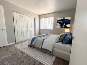 Fremont Villas in Las Vegas, NV - Foto de edificio - Building Photo