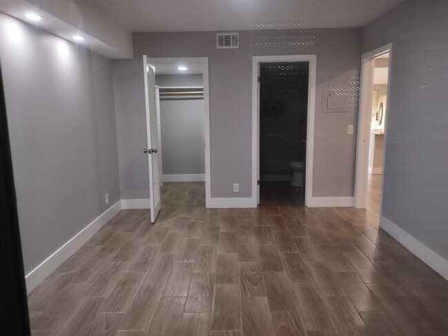 5068 Rose Hill Dr in Boynton Beach, FL - Building Photo - Building Photo