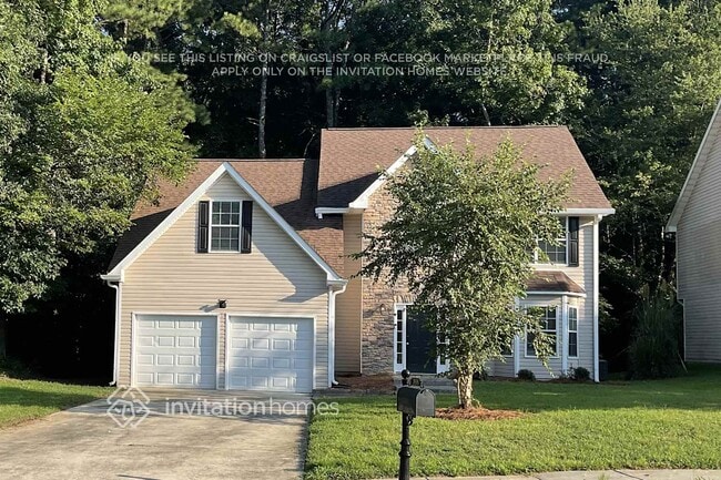 property at 3535 Oakshire Way SE