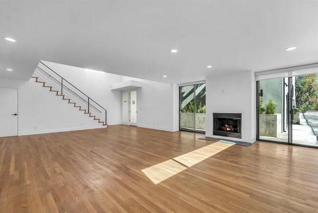 1531 Wellesley Ave in Los Angeles, CA - Building Photo - Building Photo