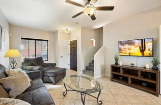 3731 E Mitchell Dr in Phoenix, AZ - Building Photo