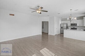 65 Gambrell Rd in Hinesville, GA - Building Photo - Building Photo