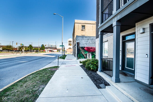 727 N Illinois St in Indianapolis, IN - Building Photo - Building Photo