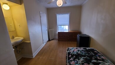 1600 W Jonquil Ter in Chicago, IL - Building Photo - Building Photo