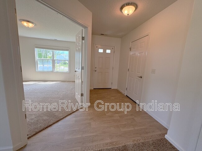 11935 Shearwater Run in Fort Wayne, IN - Building Photo - Building Photo