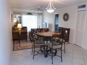 649 S Tamiami Trl in Venice, FL - Building Photo - Building Photo