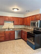 1187 Lynmoor Dr NE in Atlanta, GA - Building Photo - Building Photo