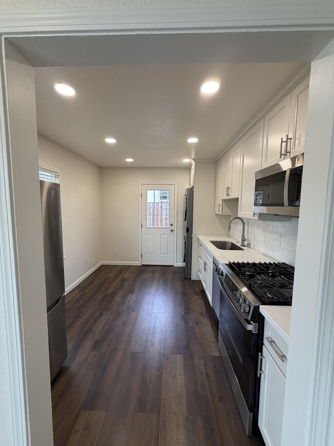 3535 34th St, Unit 1 in Sacramento, CA - Building Photo - Building Photo