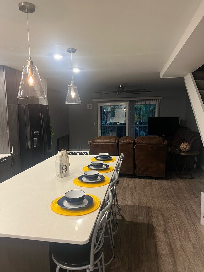 144 S Halifax Ave, Unit #2 in Daytona Beach, FL - Building Photo - Building Photo