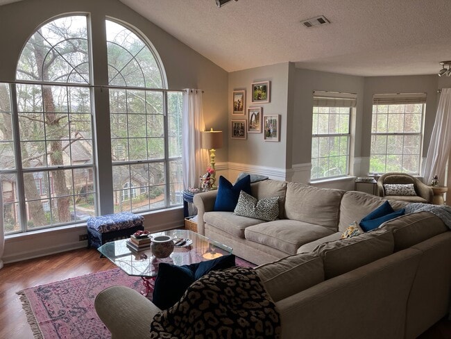 property at 709 Cypress Pointe St
