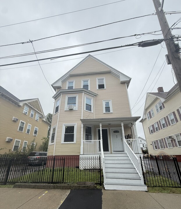 32 Goddard St, Unit 1 in Providence, RI - Building Photo