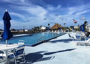 922 S Silver Cir in Key Largo, FL - Building Photo - Building Photo