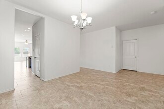 106 Meadow Mill Dr in Conroe, TX - Building Photo - Building Photo