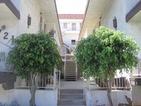 719-721 W 31st St in San Pedro, CA - Foto de edificio - Building Photo