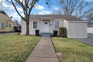 3214 King St in Greenville, TX - Building Photo