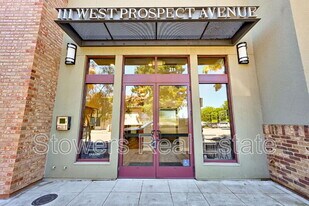 111 W Prospect Ave in Danville, CA - Building Photo