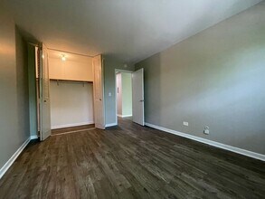 5107 Washington St in Downers Grove, IL - Building Photo - Building Photo
