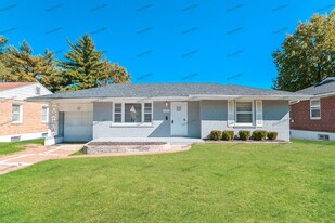 9244 Filibert Dr in St. Louis, MO - Building Photo