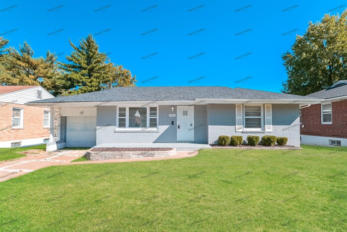 9244 Filibert Dr in St. Louis, MO - Building Photo