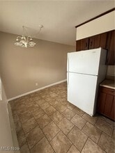 31 S State St in Frazeysburg, OH - Building Photo - Building Photo